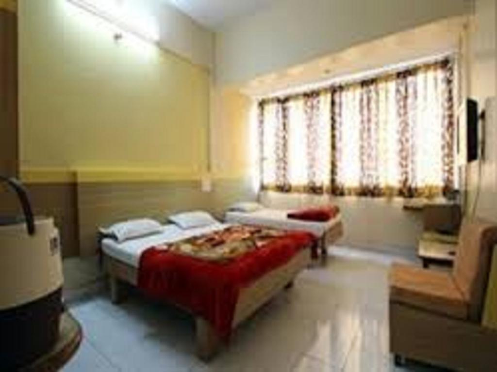 Hotel Tourist International Pune Exterior foto